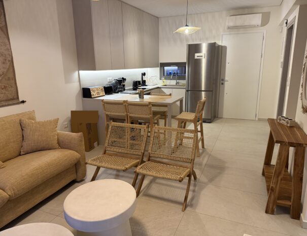 LivingRoom & Kitchen